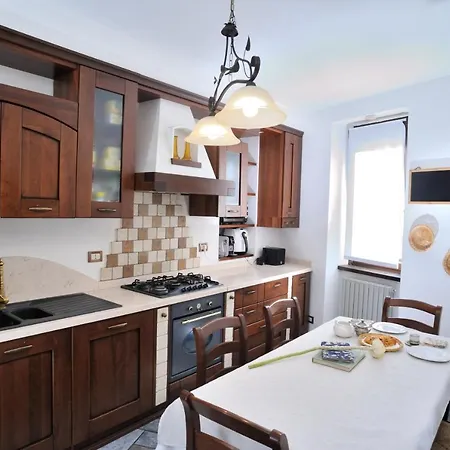 Appartement Stone Deluxe Maslianico